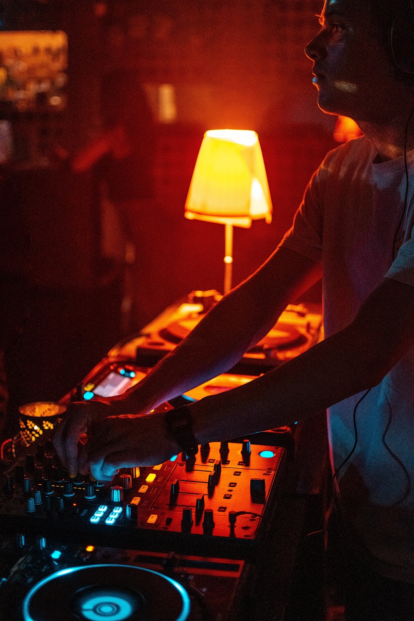 turntables, turntable, party, club, dj, dance, music, disco, people, nightclub, nightlife, light, show, live, gig, groove, dj, dj, disco, disco, nightclub, nightclub, nightclub, nightclub, nightclub, gig, gig, groove